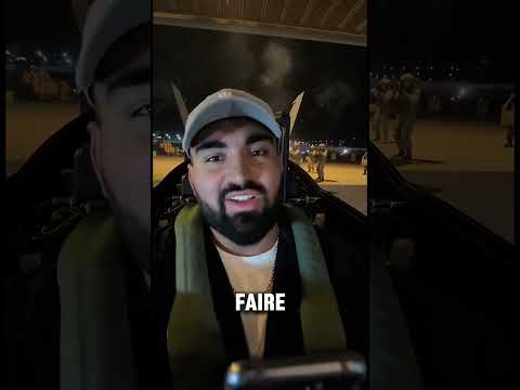 Je vole un avion de chasse dans une base militaire.